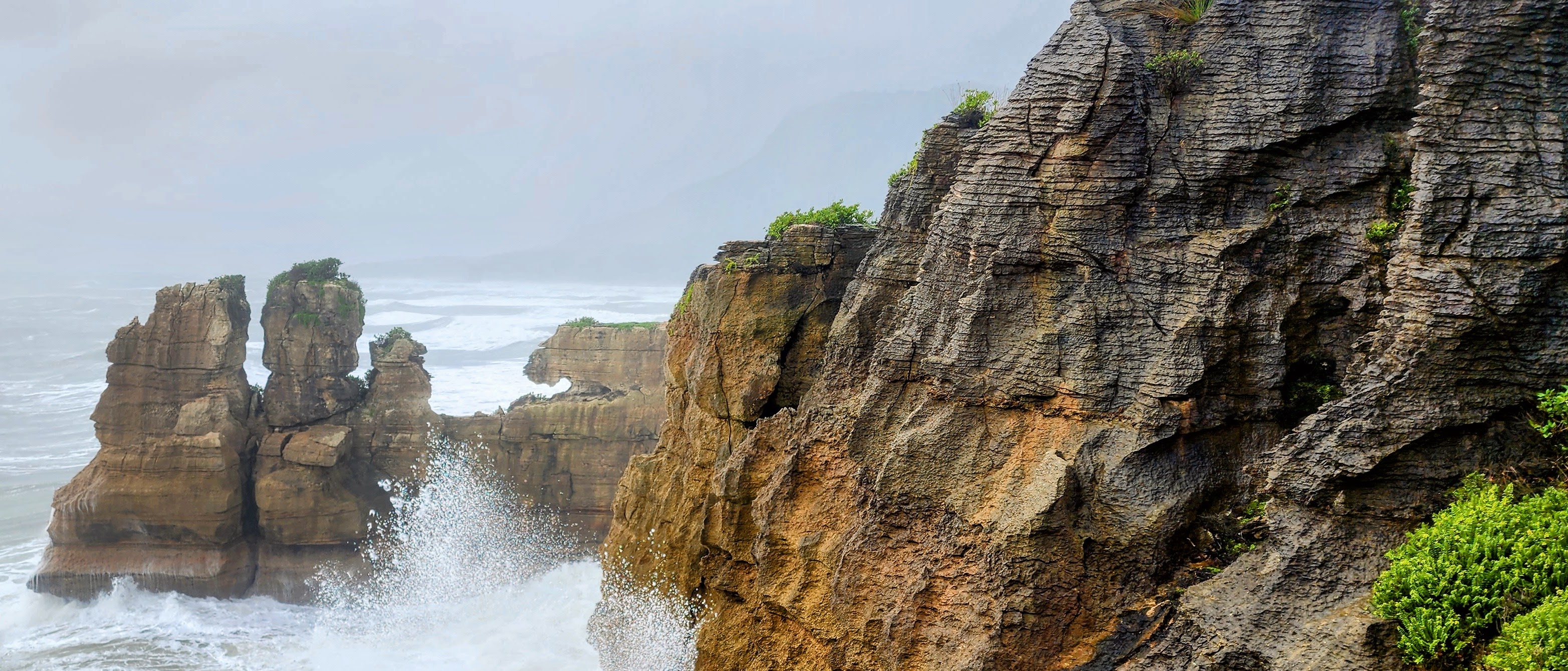 The Pancake Rocks in Punakaiki, a quick stop on our New Zealand ...
